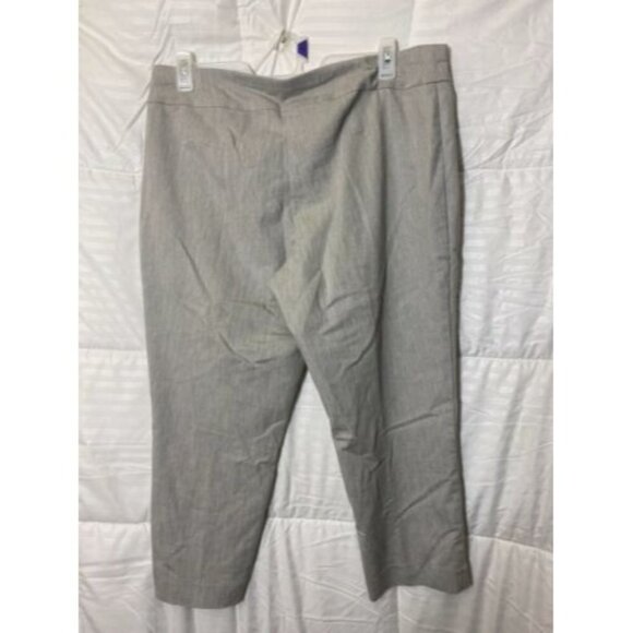 CROFT BARROW LIGHT GRAY STRETCH DRESS PANTS CROPPED WOMENS SIZE 18 SHORT PETITE - Picture 1 of 1